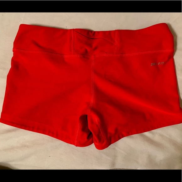 NIKE FITTED RUN SHORTS SZ. SMALL - Picture 3 of 7